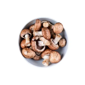 Funghi shiitake freschi, ideali per zuppe e stir-fry orientali.